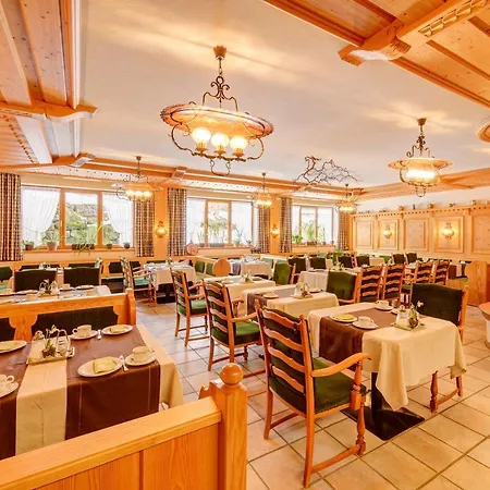 シャレー Chalet Oberstdorf オーベルストドルフ